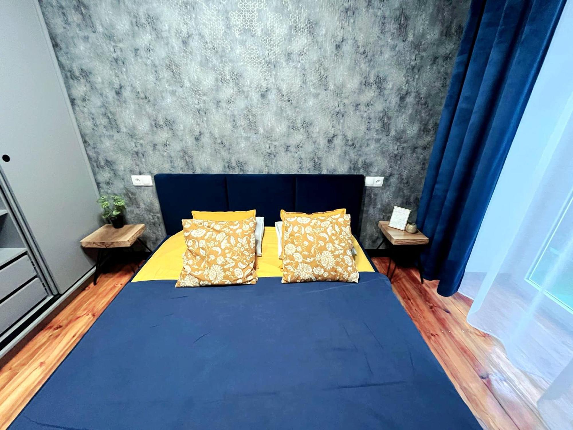 Hola Apartamenty Piotrkowska Łódź Exterior foto